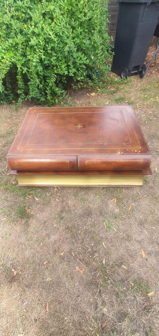  — Vintage 1980 Stacked Books Coffee Table