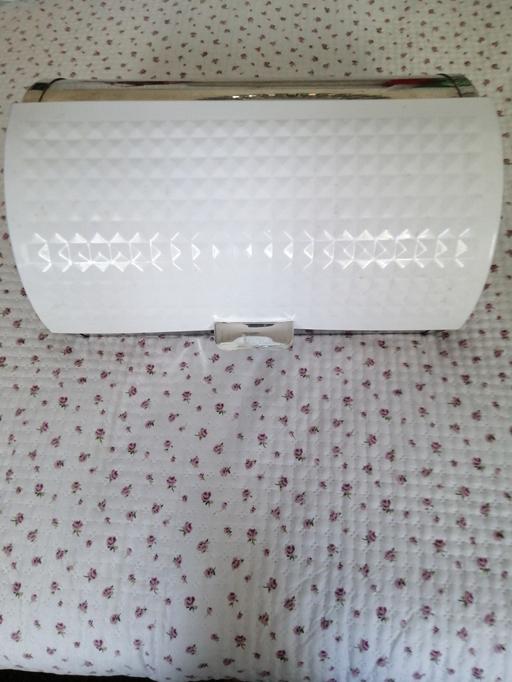  — Breadbin (bit plastic come off handle)