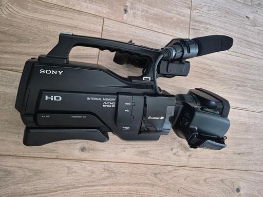  — HD Video camera HXR-MC2000