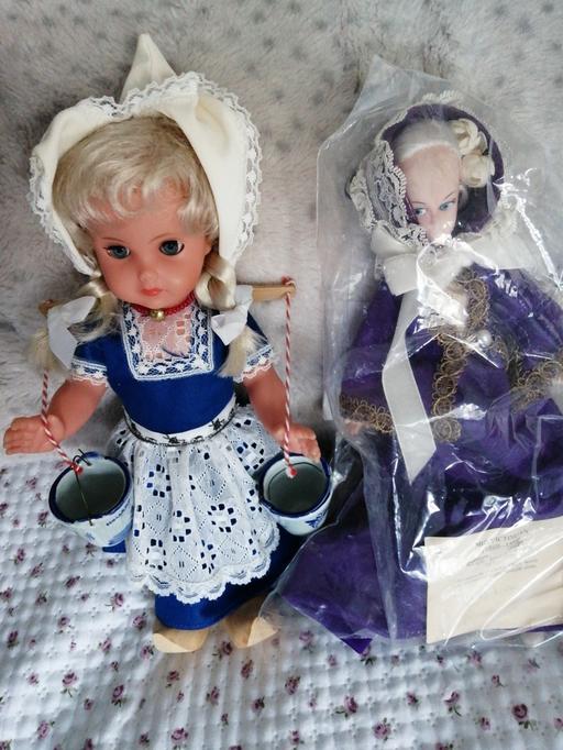  — 0rnamental dolls