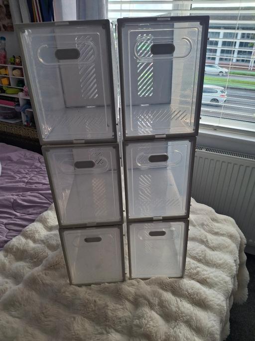  — 6 storage boxes