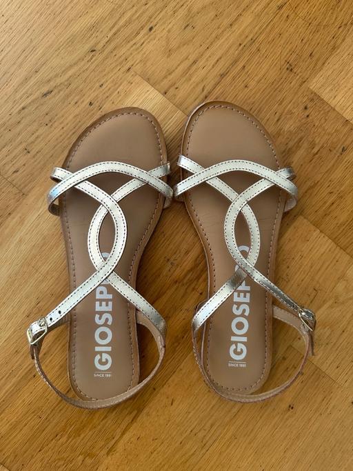  — Gold Sandals