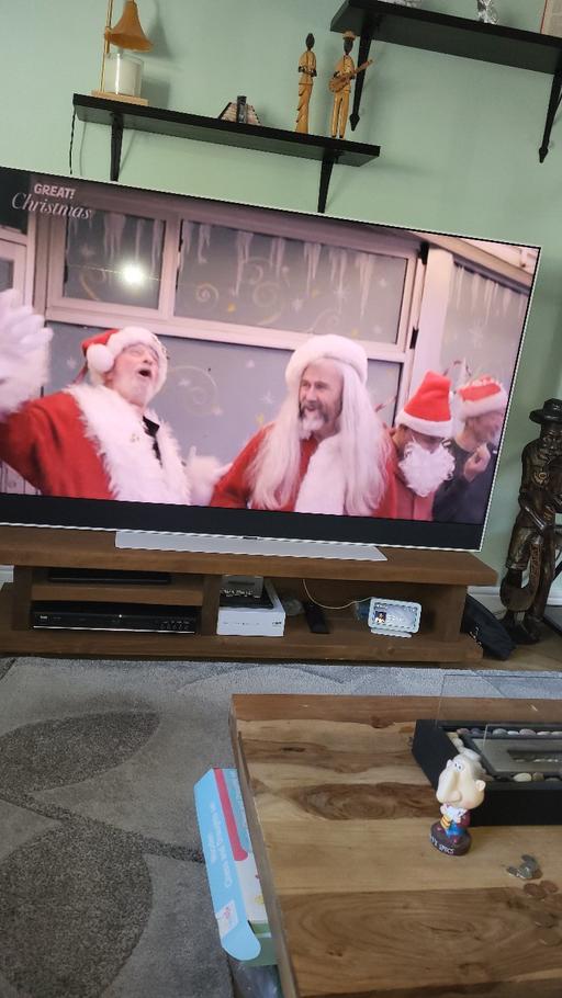  — SKY GLASS TV 65 INCH..WHITE