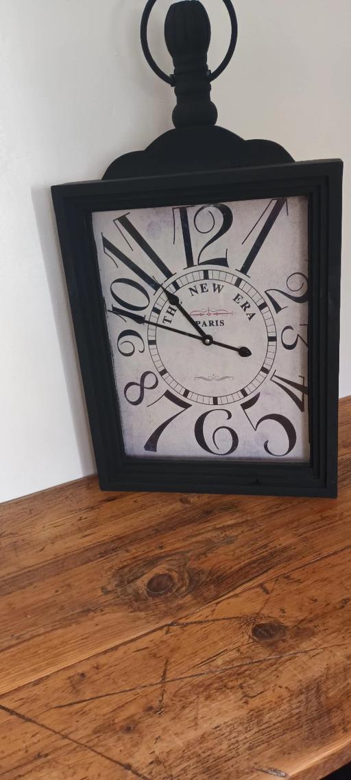  — large wall clock