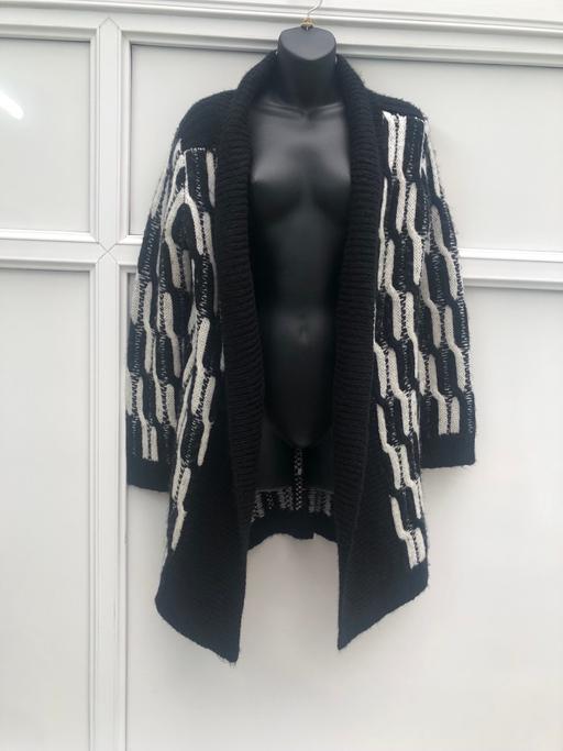  — (Size S) TU CARDIGAN