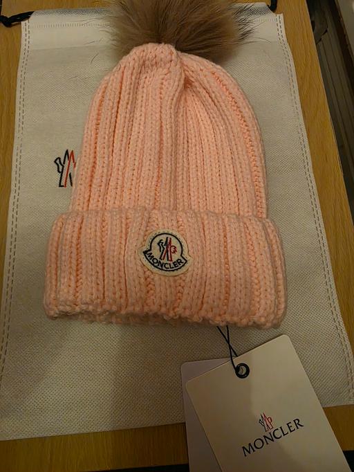  — Ladies Winter Hat