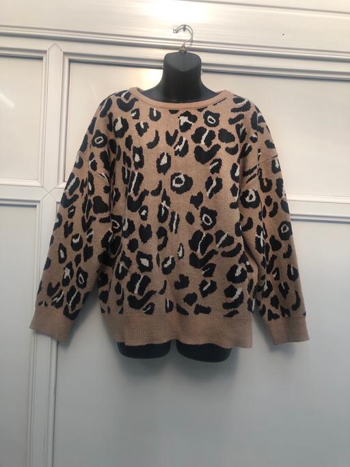  — (Size m/L) LADIES JUMPER