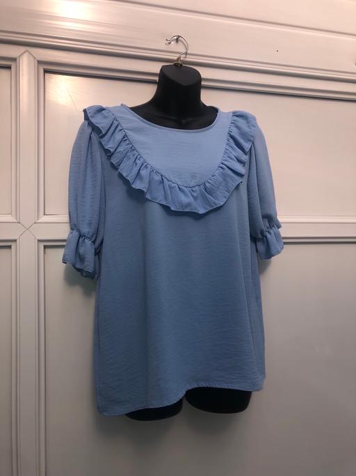  — (Size L) QUIZ TOP