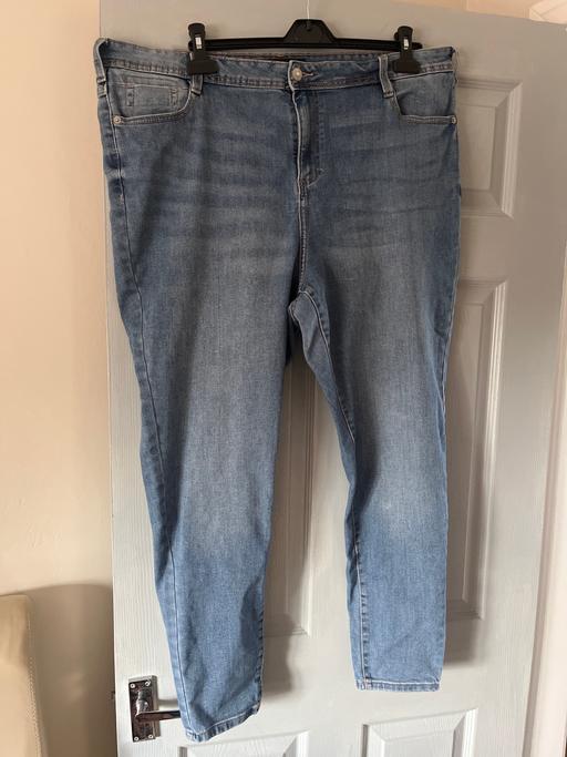  — Ladies high waisted Strech jeans size 20