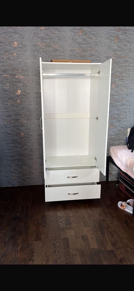  — Wardrobe with mirror and 2 drawers