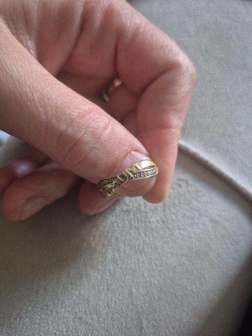  — gold 9ct mum ring