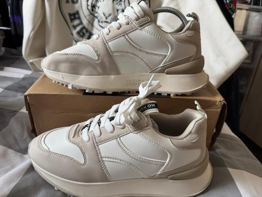  — KG Kurt Geiger legend trainers