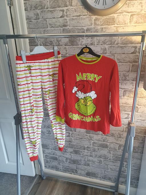  — kids age 10-11 years grinch Christmas pjs