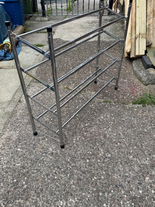  — Shoe rack