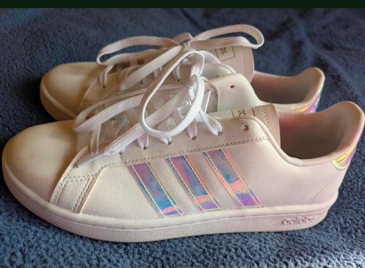  — NEW ladies adidas court trainers size 8 uk