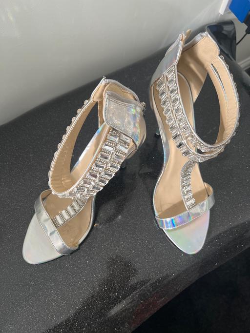  — Sandals