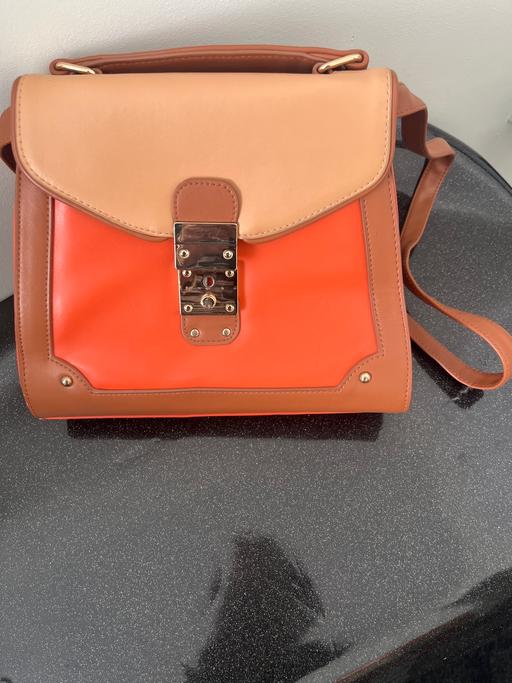  — Bag