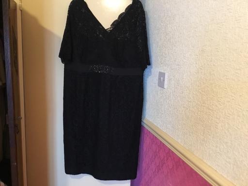  — Ladies Dress Size 18 in very good condition