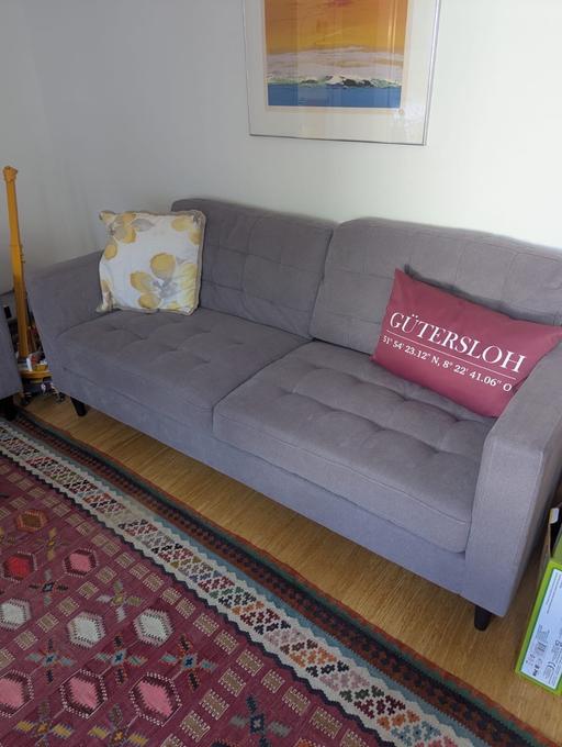  — Sofa