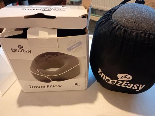  — brand new Travel pillow set