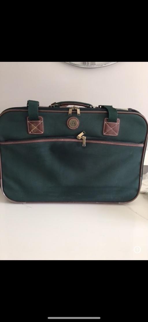  — Green vintage Carlton Suitcase