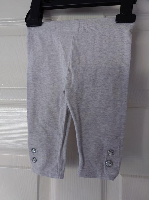  — Baby girls grey leggings size 3-6 months