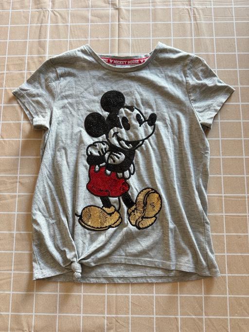  — Girls Mickey Mouse tshirt with sequins 10-11y