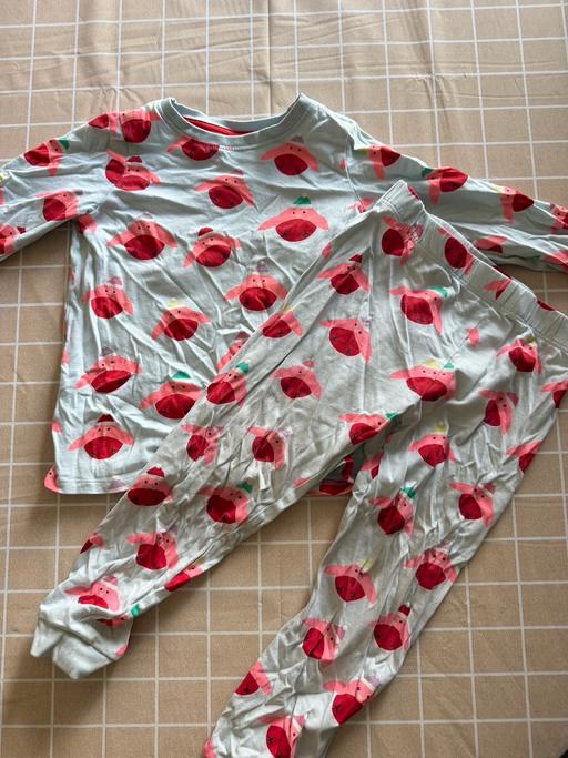  — Girls pyjamas M&S size 4-5 years