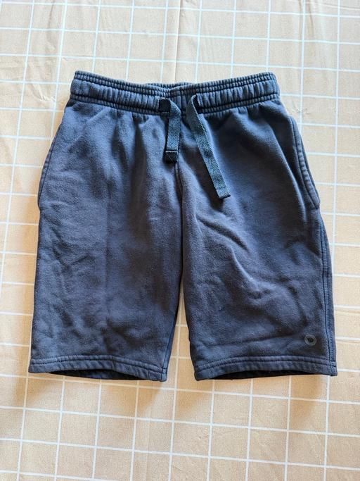  — Boys shorts 8-9 years