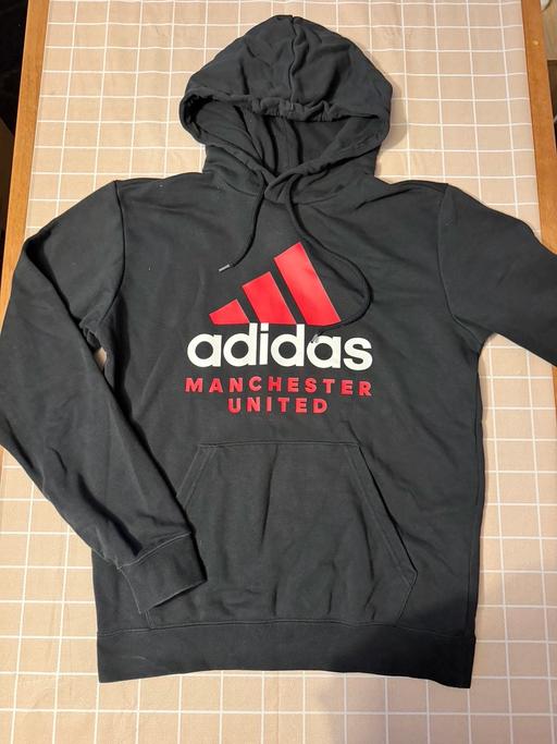  — Manchester United hoodie