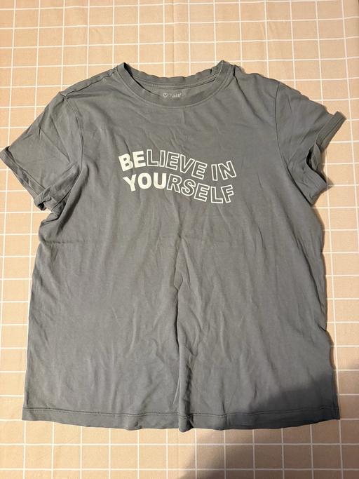  — Women’s t shirt size L