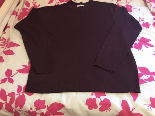  — Jumper size L