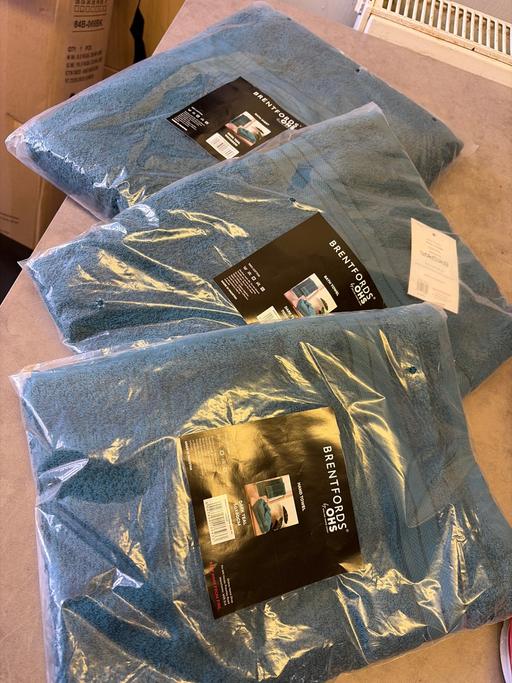  — Towel bundle