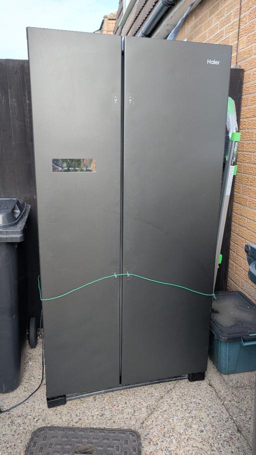  — *FREE* Fridge Freezer