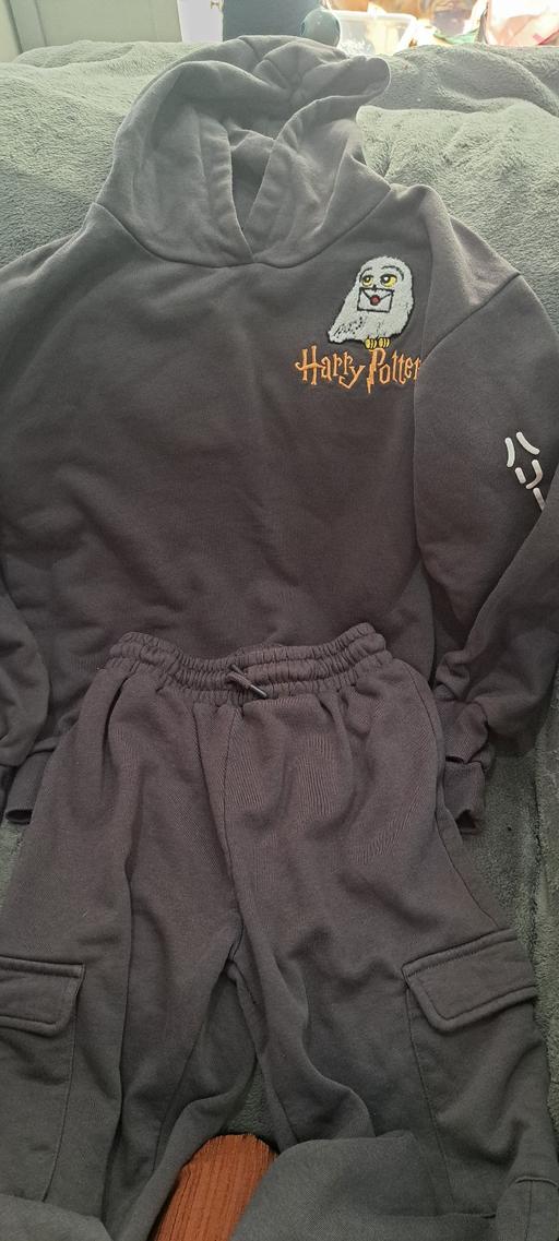  — Tracksuit Age 11-12