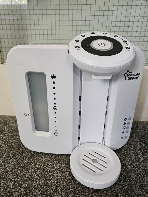  — Tommee tippee water machine