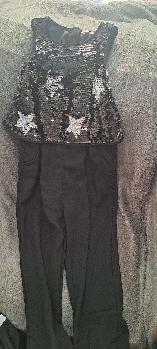  — M&S Kids jumpsuit Age 6-7