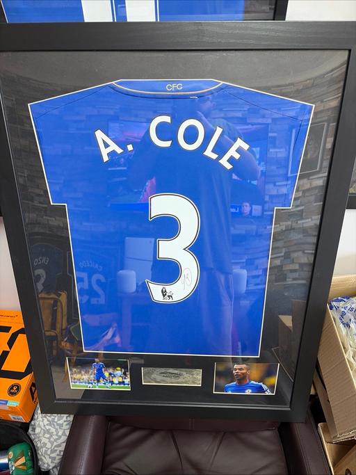  — Hand signed Chelsea shirt
