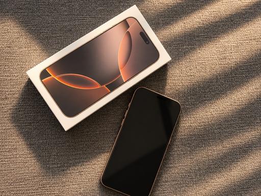 — IPhone 16 Pro Max