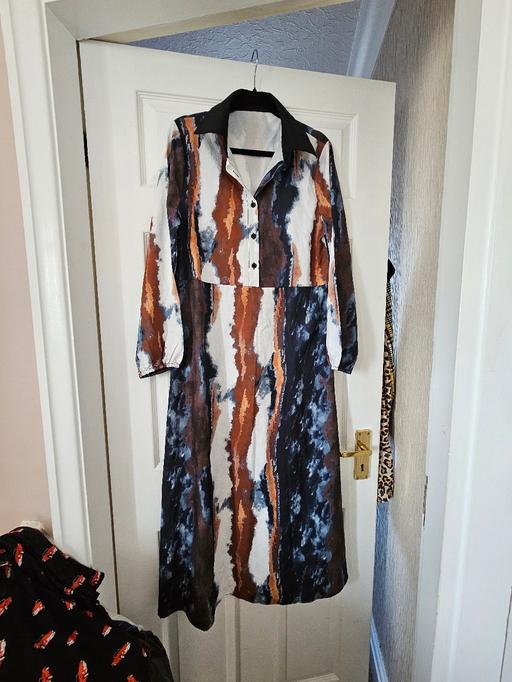 — Longer length dress, size 14..NEW