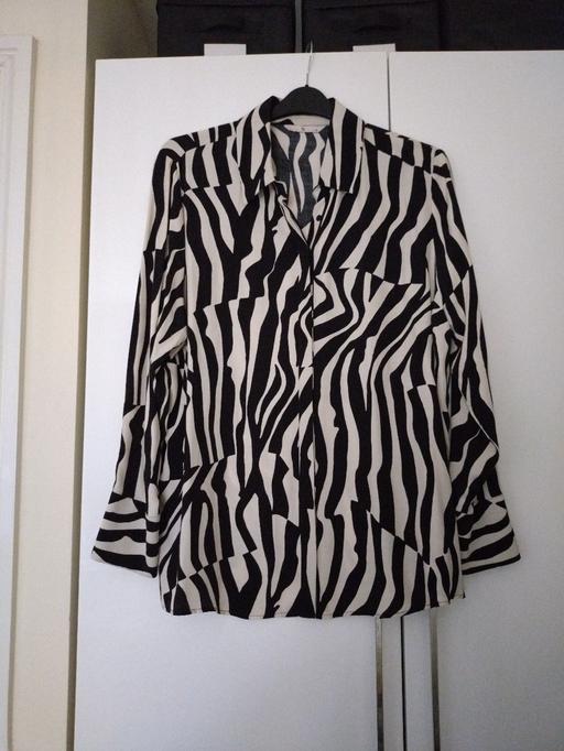  — Ladies blouse size 18