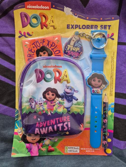  — new Dora The Explorer Playset