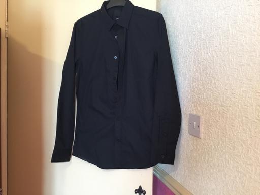  — Men’s/Youths New Black Shirt Size S no Tags