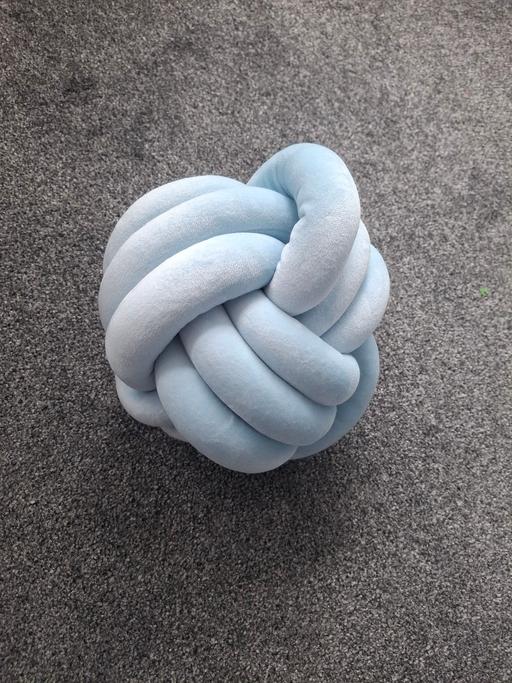  — knot ball cushion (as new)