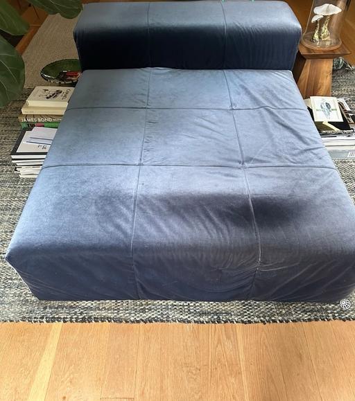  — Sofa
