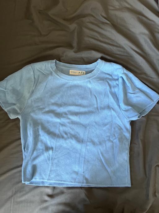  — Blue casual top