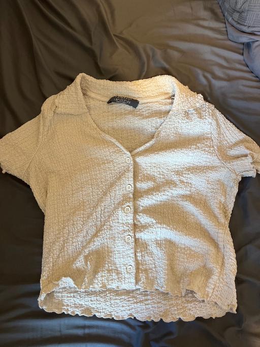  — Cream textured cropped buttoned top