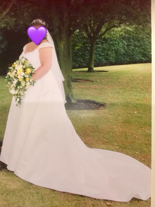  — Wedding dress