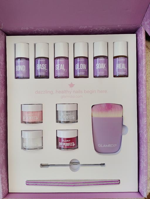  — GlammerDip nail set never used.