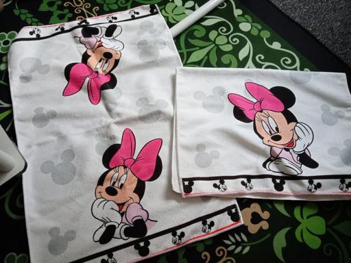  — 2 brand new MINNIE MOUSE T-towels